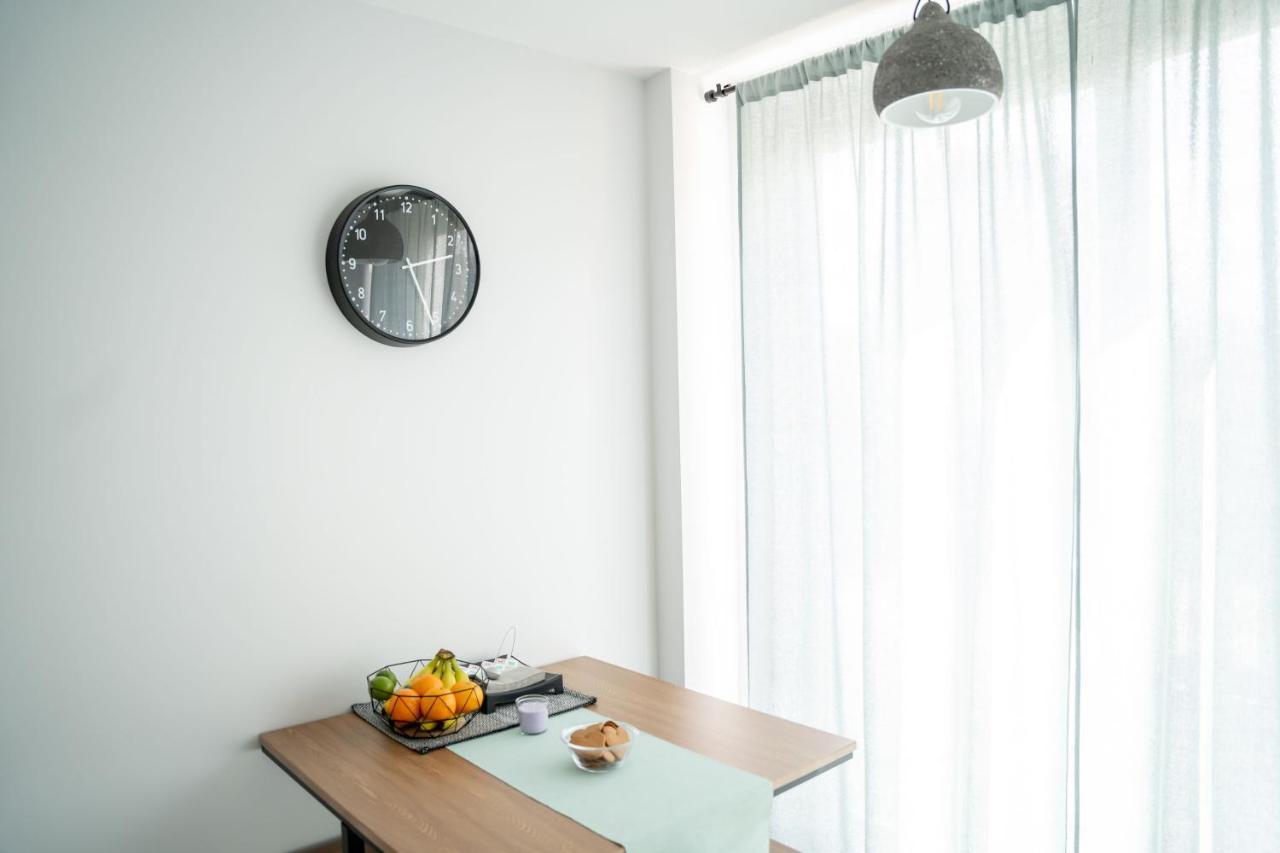 Luxurious Two Bedroom Apartment With Private Parking Перт Экстерьер фото