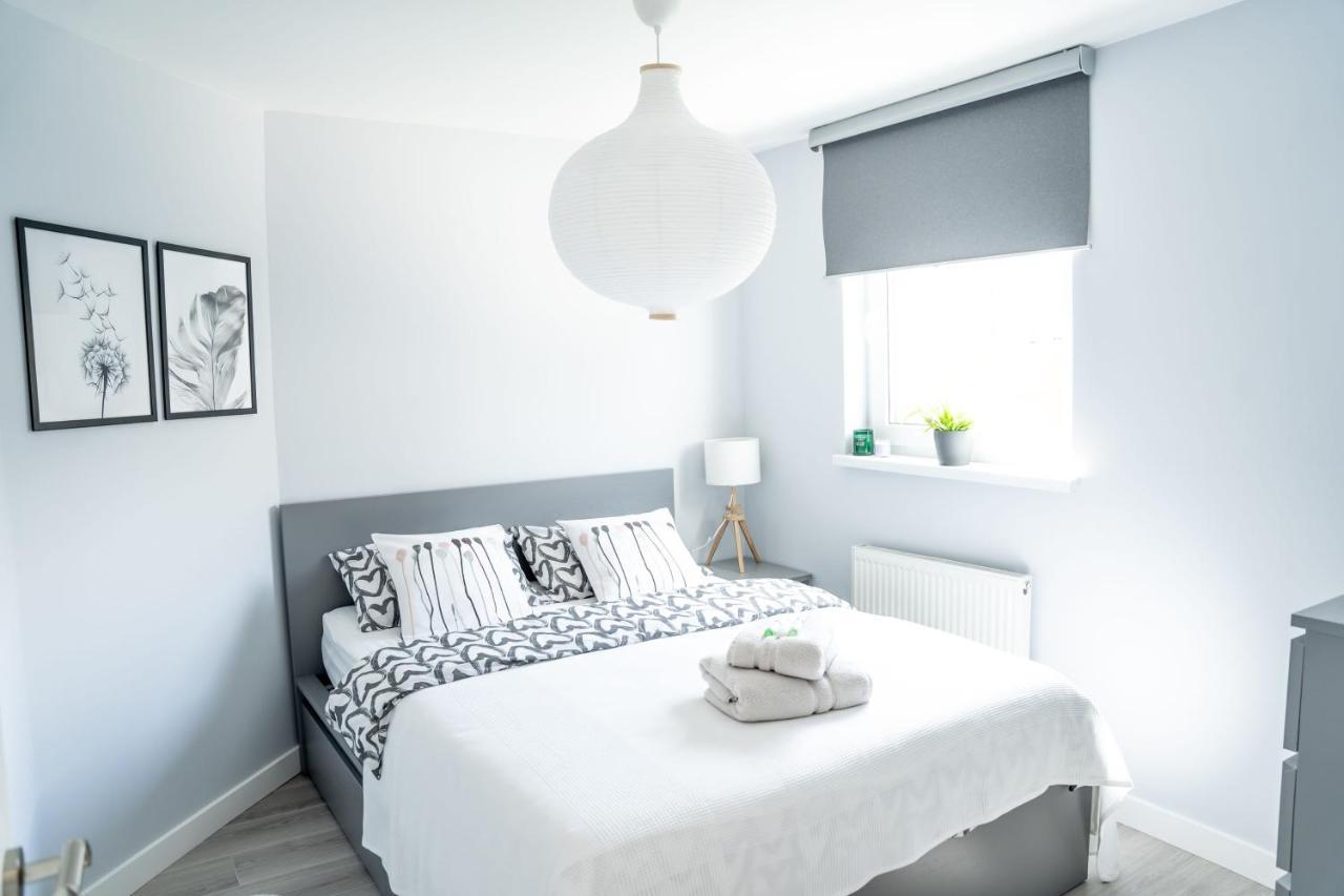 Luxurious Two Bedroom Apartment With Private Parking Перт Экстерьер фото