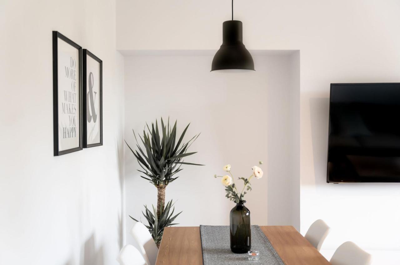 Luxurious Two Bedroom Apartment With Private Parking Перт Экстерьер фото